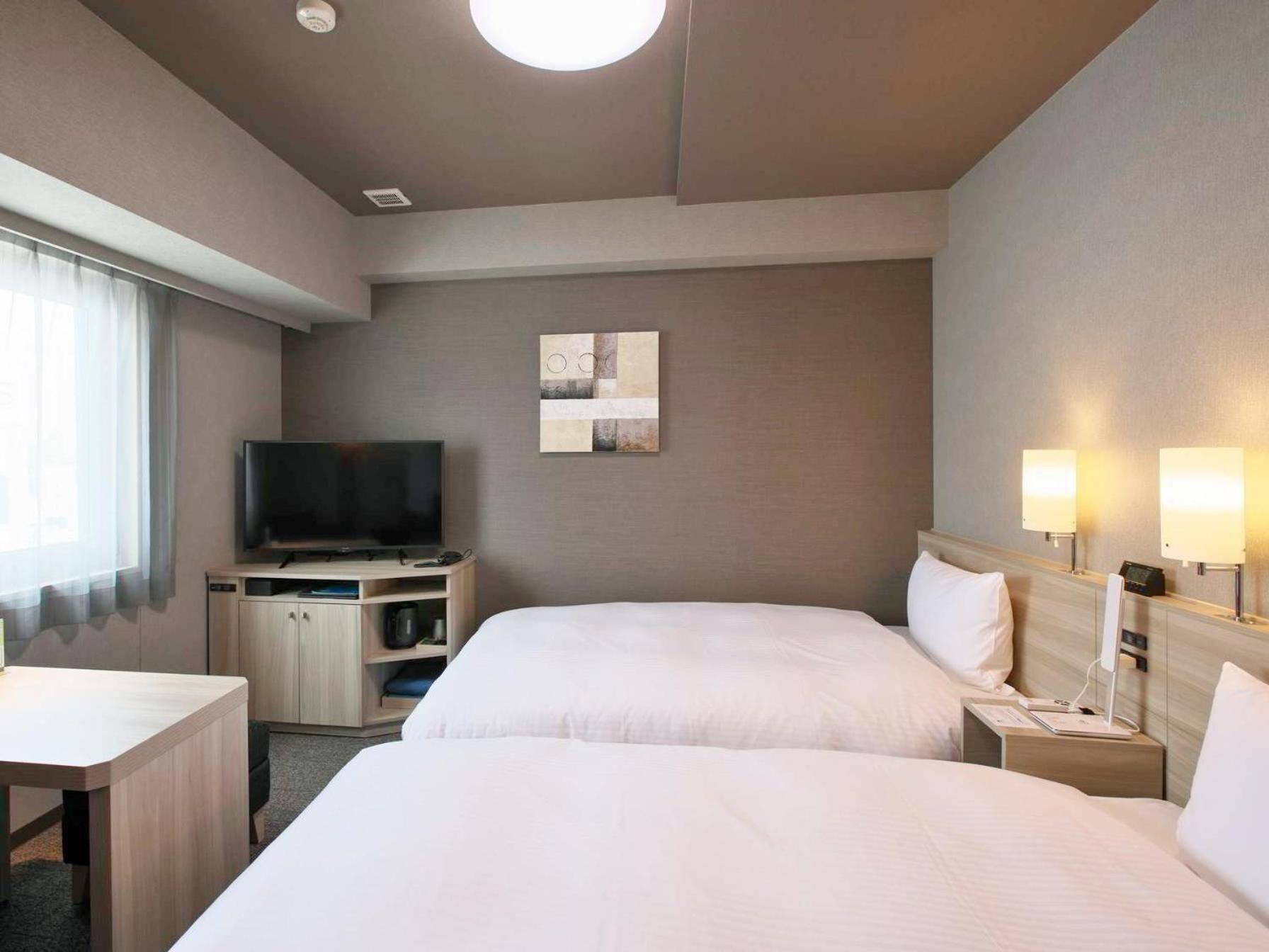 Hotel Route Inn Hiratsukaeki Kitaguchi Екстериор снимка
